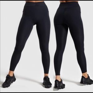 NWOT Gym Shark Sculpting Leggings